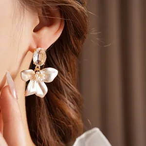 French vintage floral drop earrings with crystals and pearls on elegant gold plating
