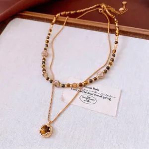 Collier double rang plaqué or 18k avec perles d'œil de tigre et pendentif style vintage