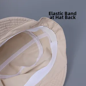 Détail du bandeau élastique interne pour ajuster la taille du chapeau de soleil en nylon