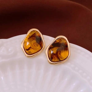 Vintage irregular geometric amber resin earrings with elegant gold metallic borders