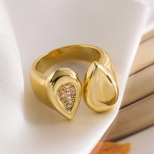 Irregular geometric open gold ring with teardrop waterdrop design and sparkling zircon