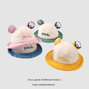 Cappelli alla pescatora per bambini in quattro colori con orecchie 3D e panda