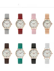 Huit coloris de montres à quartz extensibles pour femmes avec cadran rond en nacre