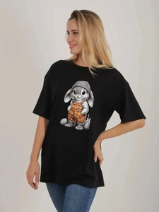 Κλασικό μαύρο βαμβακερό μπλουζάκι T-shirt με μοντέρνο τύπωμα κινουμένων σχεδίων λαγού