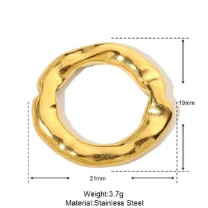 Detailed size parameter view of the irregular golden stainless steel wave ring, 21mm by 19mm