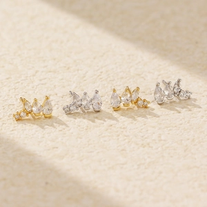 Minimalist S925 silver stud earrings set with irregular cubic zirconia in gold and silver