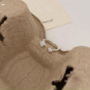 Minimalist S925 sterling silver open ring featuring a double star design with cubic zirconia