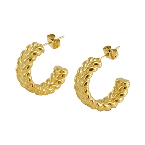 Detailed view of 18k gold plated stainless steel C-shaped twisted rope hoop earrings