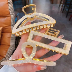 Pince à Cheveux Élégante en Métal et Acétate Lustre Sirène Clip Requin Géométrique Accessoire Cheveux Femme Été