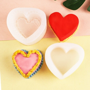Creative 3D heart-shaped silicone molds for DIY cakes and decorative plaster candles
