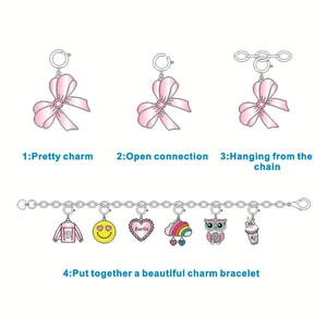 Guide d'assemblage pour bracelets DIY avec nœuds roses et pendentifs en forme de cœur