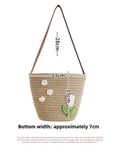 Detail of hand-woven bucket bag with crochet floral patterns and dimensions 23x19cm