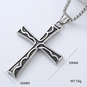 Vue détaillée du pendentif croix Viking avec dimensions 59mm x 42mm et poids 16g