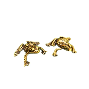 Antique brass money toad figurines with detailed scale texture for tea pets and decor