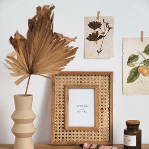 7-inch Japanese solid wood picture frame with rattan cane webbing for home decor