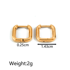 Créoles carrées en acier inoxydable plaqué or 18 carats, largeur 1,43cm et poids 2g