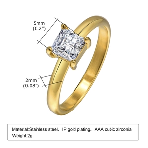 Detail showing dimensions of golden stainless steel ring with 5mm square cubic zirconia