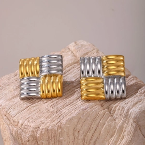 Square two-tone geometric earrings in 18K gold and silver plating with ribbed texture