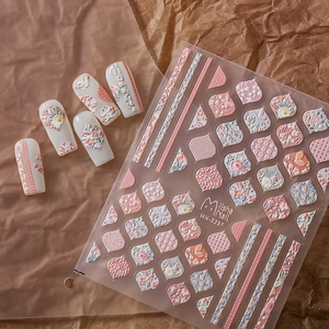 Adesivi Unghie 5D Rilievo Autoadesivi Retro Floreali Farfalle Decalcomanie Manicure DIY Decorazione