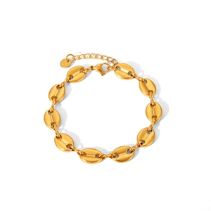 Detail of 18K gold plated stainless steel coffee bean chain with lobster clasp and tag