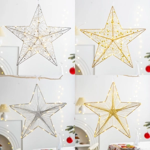 Stelle di Natale in metallo oro e argento con luci LED in vista a quattro griglie