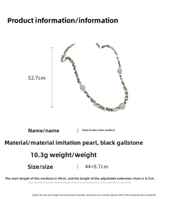 Détails du collier double couche en perles et argent avec indication de la longueur
