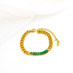 Collier chaîne gourmette plaqué or 18 carats avec zircons vert émeraude pour femmes chic