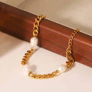 French style 18K gold plated stainless steel Cuban chain bracelet with freshwater pearls