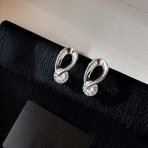 Fashion Hollow Teardrop Stud Earrings With Round Zircon And Silver Earring Post For Women Minimalist Alloy Jewelry