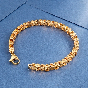 Elegant 18K gold plated flower link bracelet with vintage titanium steel texture