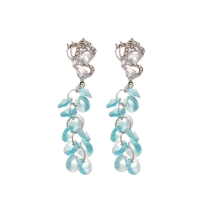 Boucles d'oreilles papillon avec pampilles en cristal bleu et clous en argent scintillants
