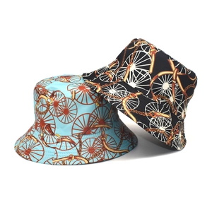 Herbst Outdoor Anglerhut mit klassischem Reitsport-Kettenmuster und Kutschen-Print
