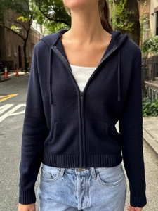 Sweat-shirt à capuche en maille bleu marine pour femme avec fermeture éclair et poches
