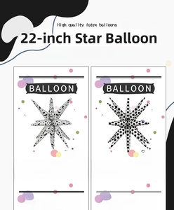 Vue détaillée des ballons en étoile d'explosion de 22 pouces avec motifs à pois et foot