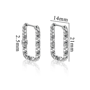 Detailed dimension guide for silver rectangular earrings with hammered texture finish