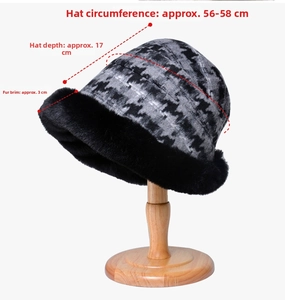 Winter checkered bucket hat detail showing 56-58cm circumference and 17cm depth specs