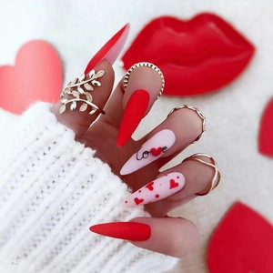 Valentine's Day Red Heart Love Pattern Long Stiletto Press On Nails Matte Pink White Gradient False Nails For Women Nail Art