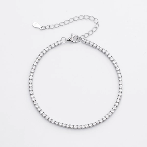 Detail view of S925 sterling silver tennis bracelet featuring four-claw set zircon stones