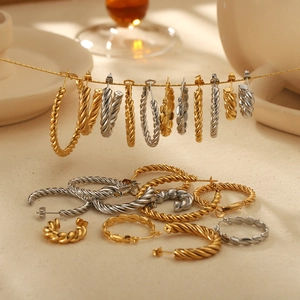 Chunky Twist Hoop Earrings Stainless Steel 18K Gold Plated Braided C Shape Minimalist Vintage Style Jewelry For Women