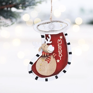 Décoration de Noël en bois forme chaussette avec renne et texte Merry pour le sapin