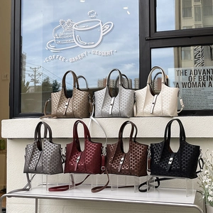 Fashion geometric tote bag for women in seven colors with top handles and shoulder strap
