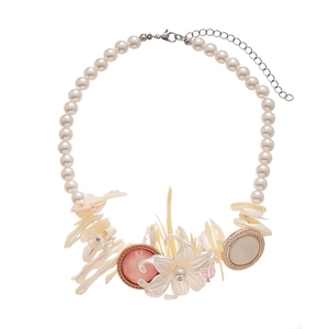 Resin flower and pearl collar necklace with geometric shell charms for a beach vacation style