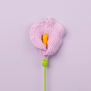 Fleur de lys calla au crochet violet et jaune faite main pour décoration d'intérieur
