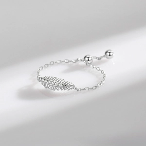 Adjustable S925 sterling silver feather chain ring with sparkling cubic zirconia stones