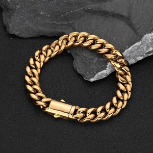 Gros bracelet gourmette homme en acier inoxydable doré avec fermoir sur pierre noire