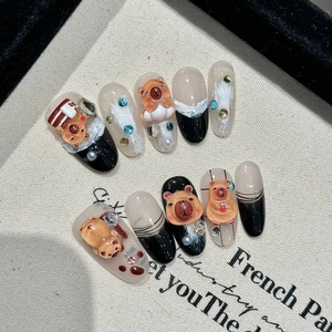 Handmade Capybara 3D Press On Nails Personalized Short Oval False Nails With Rhinestone Artificial Pearl French Style Reusable Nails