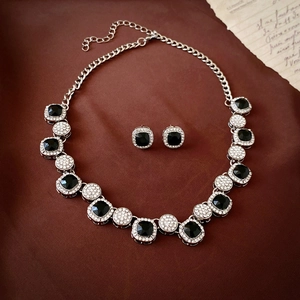 Gothic geometric jewelry set with black square stone necklace and matching earrings