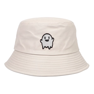 Bob en coton beige avec une broderie fantôme minimaliste et un bord large structuré
