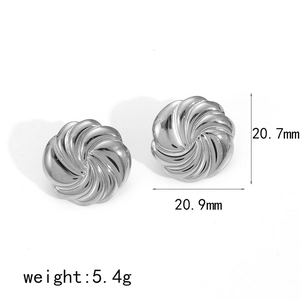 Detail view of silver spiral stud earrings with size 20.7mm and weight 5.4g info