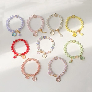 Daisy pendant beaded bracelets set in colorful ice crack crystal style for girls